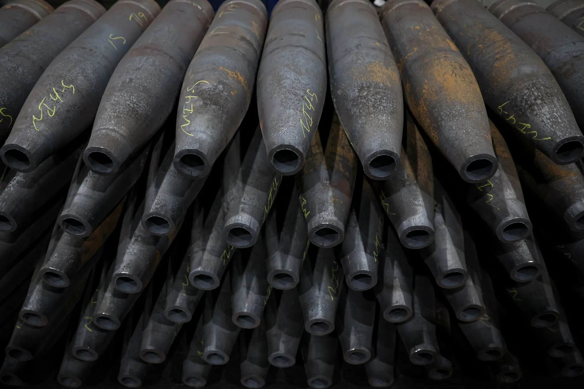 Росія змушена залежати від Північної Кореї для поповнення боєприпасів: чому Кремль звертається до КНДР на фоні великих втрат в арсеналах